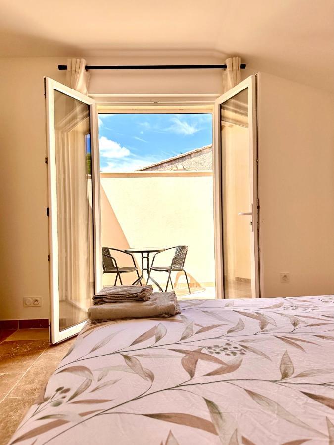 Maison De Charme Avec Jacuzzi Molleges Luaran gambar